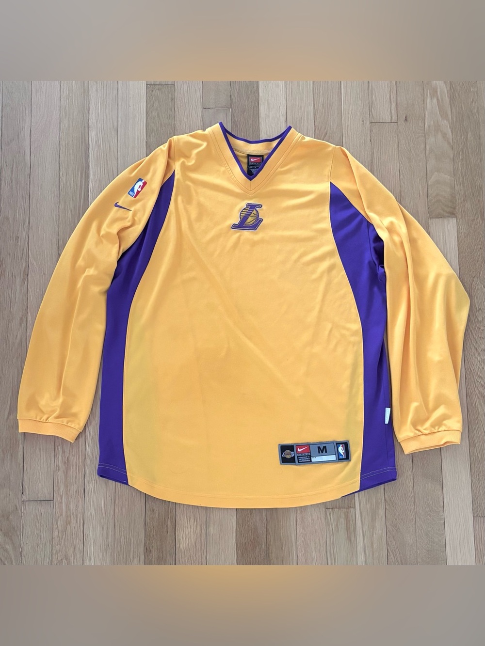 Vintage 2004 Nike Los Angeles Lakers Shooting Shirt Medium SP04-BLM Kobe Shaq